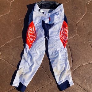 Like new condition Troylee designs motocross/Supercross men’s size 30 pants
